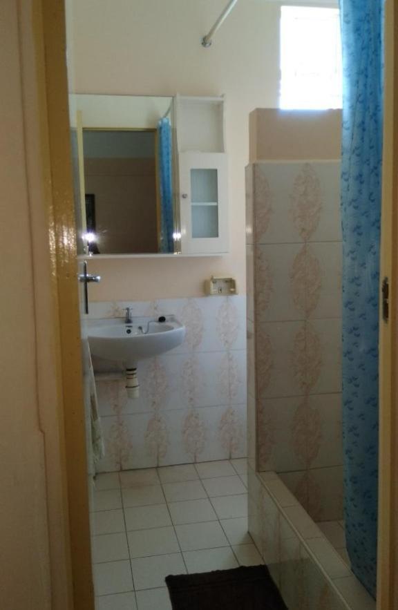 Alpha Villa Flic en Flac Exterior photo